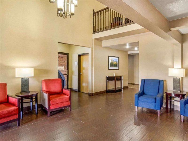 Comfort Inn & Suites Greeley Esterno foto