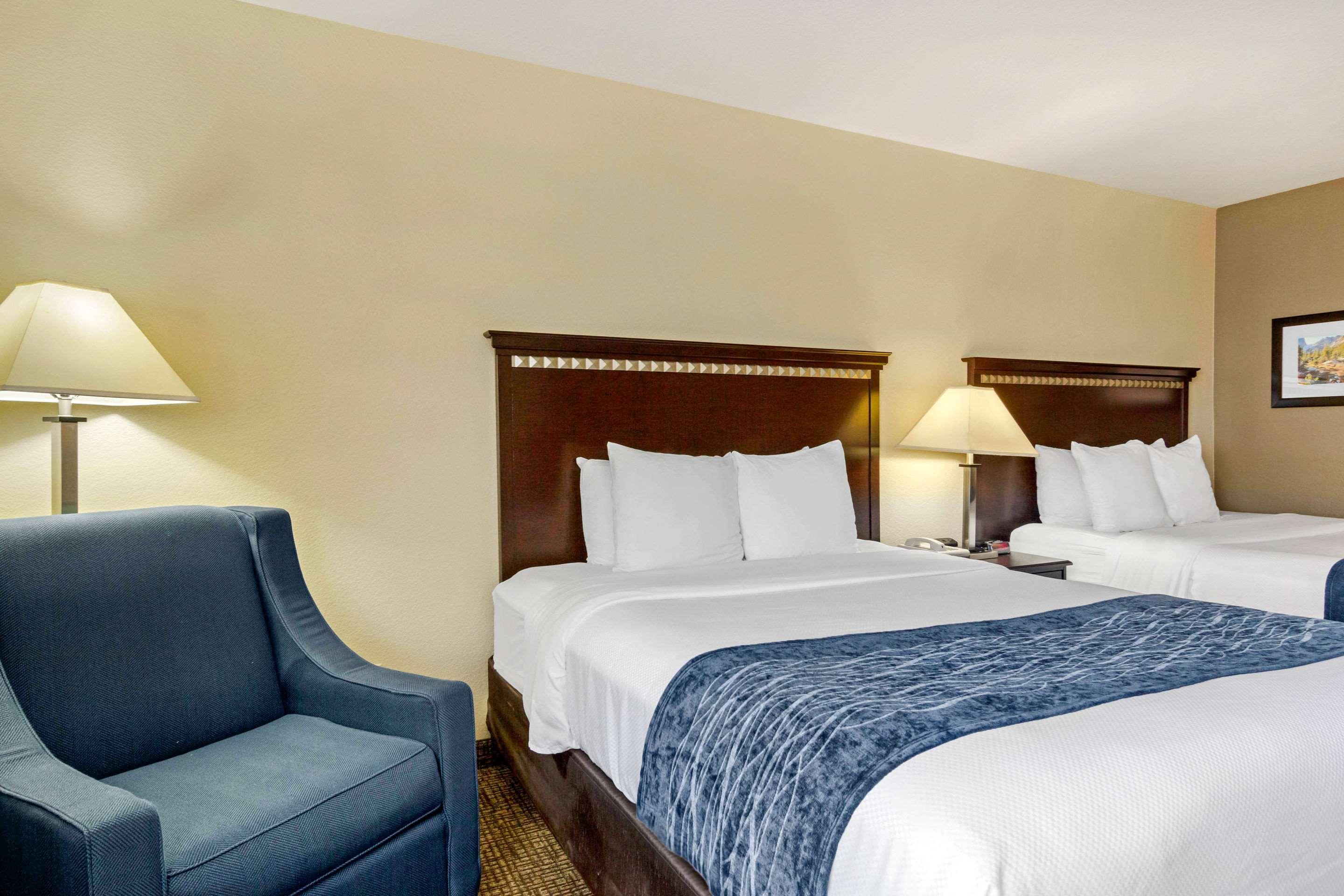 Comfort Inn & Suites Greeley Esterno foto