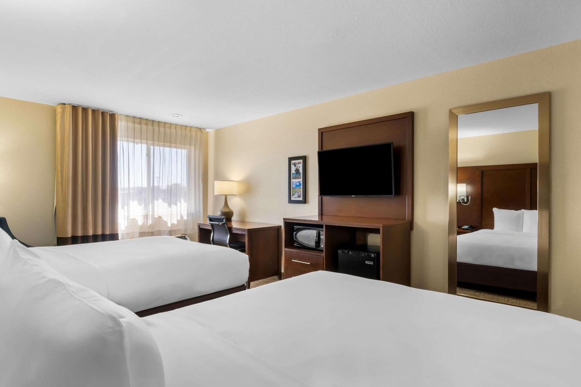 Comfort Inn & Suites Greeley Esterno foto