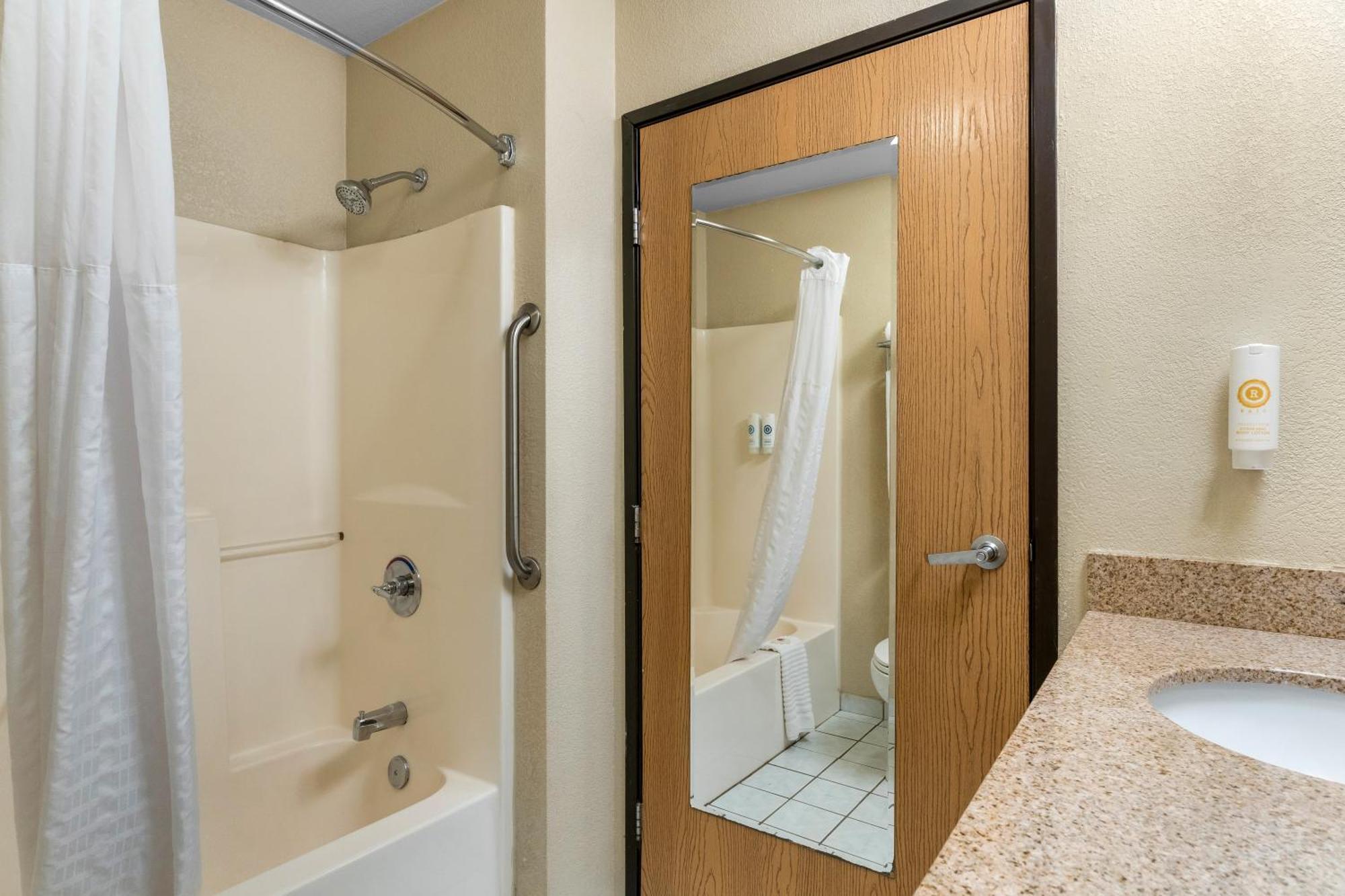 Comfort Inn & Suites Greeley Esterno foto
